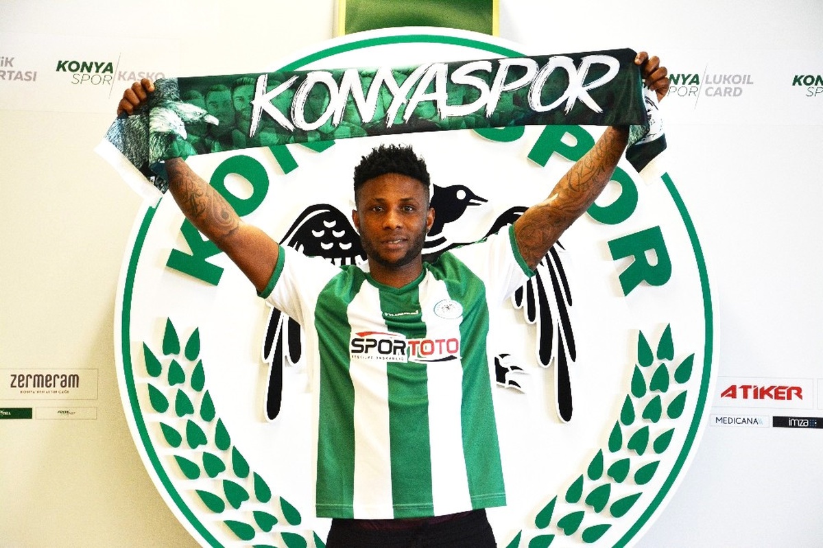 Konyaspor\'un Yeni Transferi Ezekiel, İmza Attı