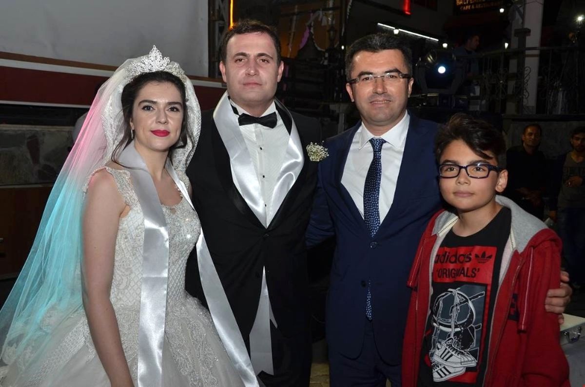 Koruma Polisinin Nikah Şahidi Oldu