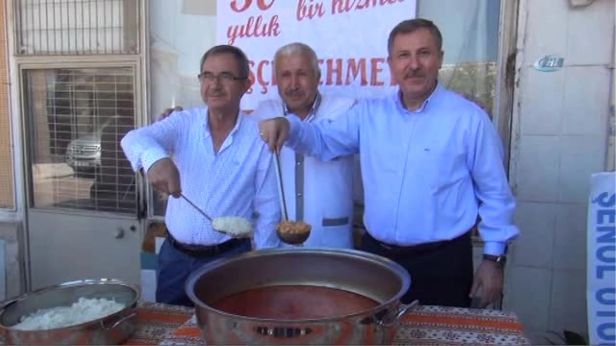 Kuru Fasulye Pilavla Geçen 50 Yılını Aynı Şekilde Kutladı