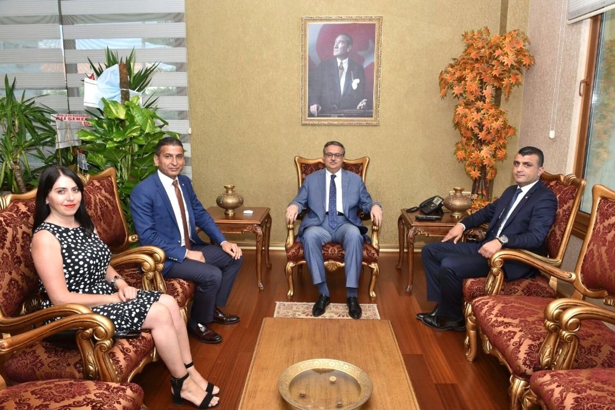 Mersin Barosu Yönetiminden Vali Su\'ya \'Hayırlı Olsun\' Ziyareti