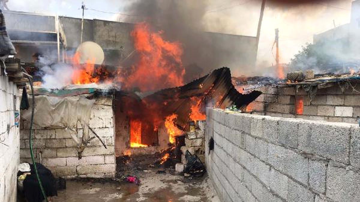 Nusaybin\'de Yangın 13 Kişinin Yaşadığı Evi Küle Döndürdü