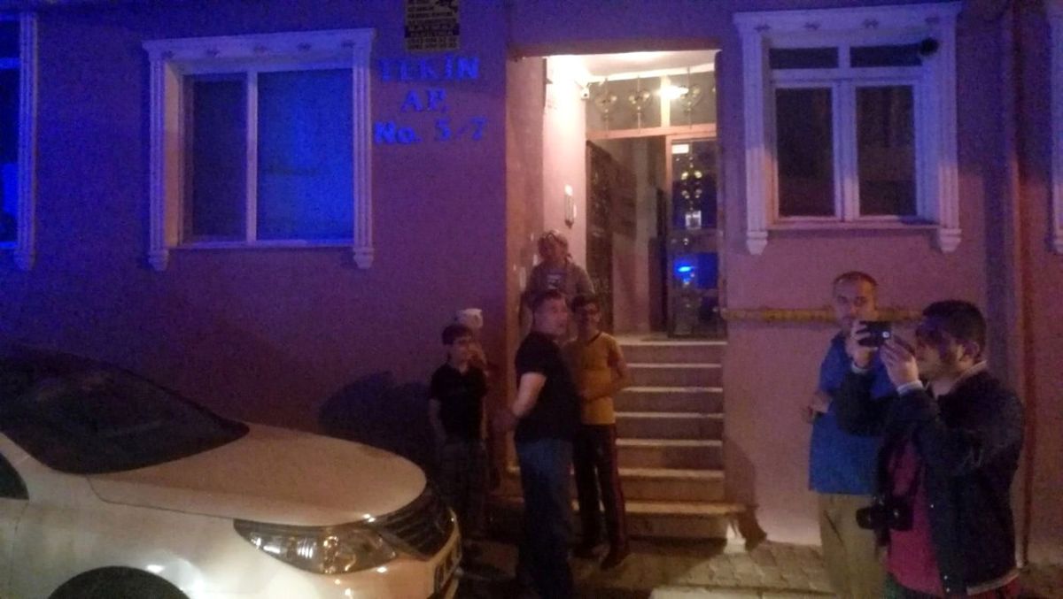Ocakta Unutulan Yemek Yangına Neden Oldu