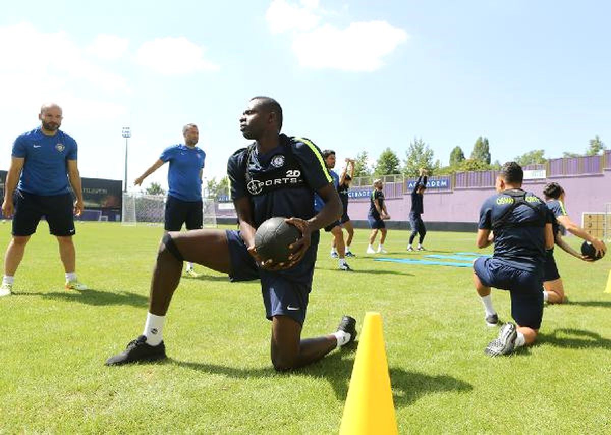 Osmanlıspor Günü Çift İdmanla Tamamladı