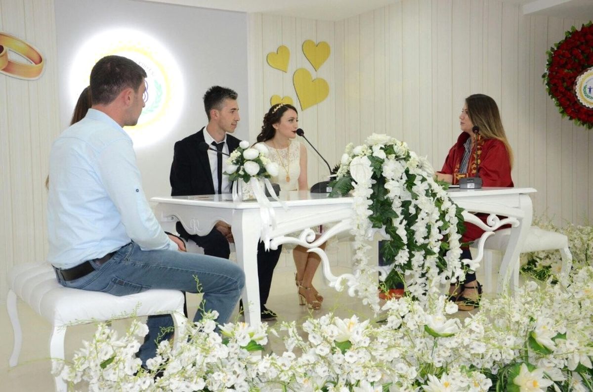 Özel Günleri İçin Özel Tarih Seçtiler