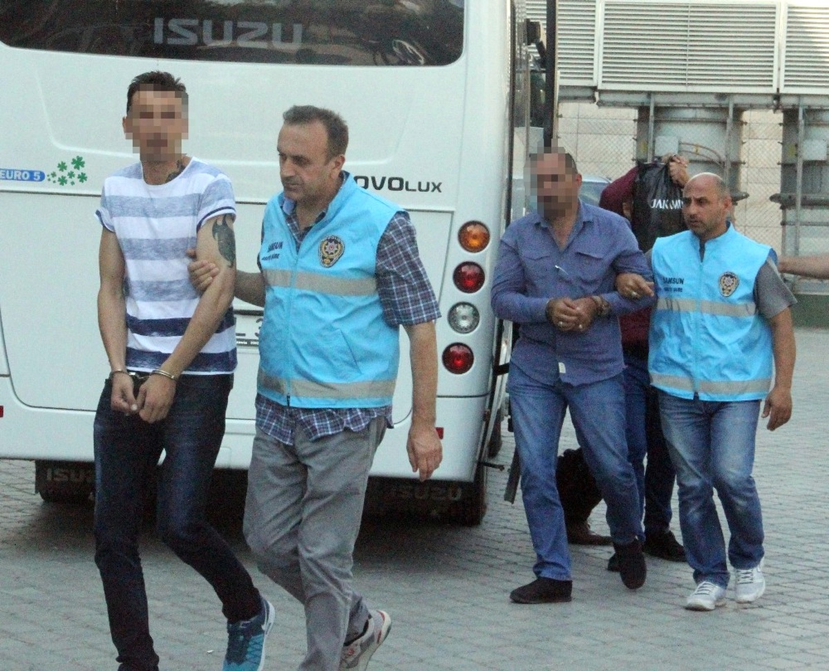 Samsun\'da 129 Adrese Eş Zamanlı Operasyon: 35 Gözaltı