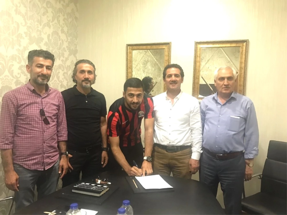 Van Büyükşehir Belediyespor\'dan İki Önemli Transfer