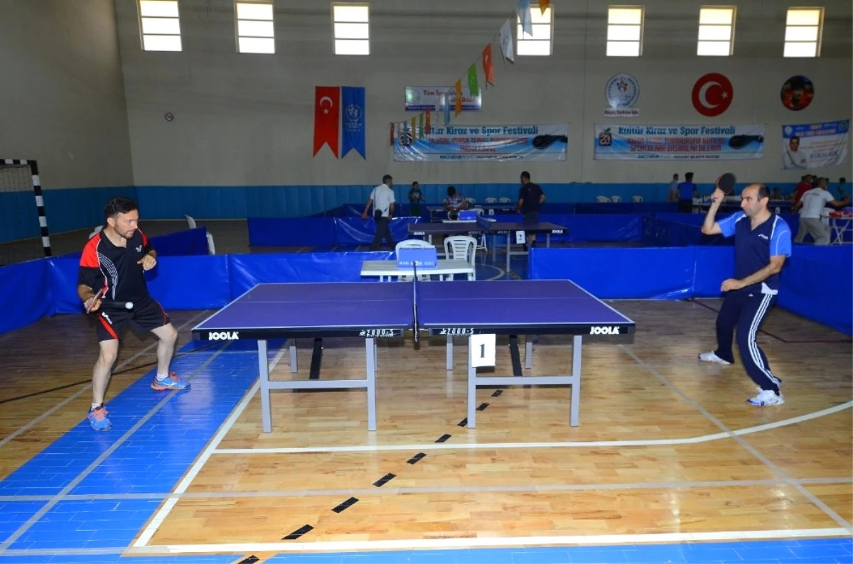 Yeşilyurt\'ta Ulusal Masa Tenisi ve Sokak Basketbolu Turnuvası