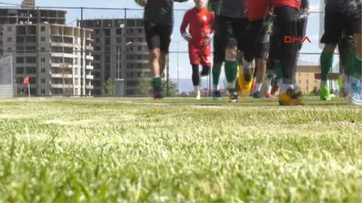 Atiker Konyaspor Ikinci Etap Kamp Hazırlıklarına Erzurum\'da Başladı
