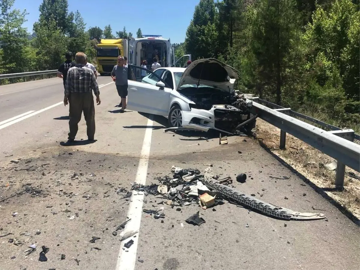 Avukat ve Kardeşi Kazada Öldü