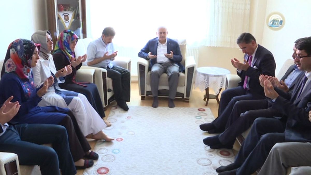 Başbakan Yıldırım\'dan Şehit Ailelerine Ziyaret