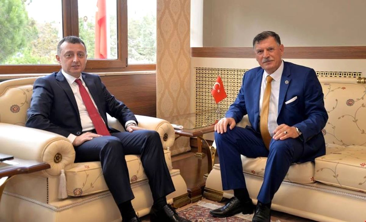 Başkan Duymuş\'tan Vali Büyükakın\'a Ziyaret