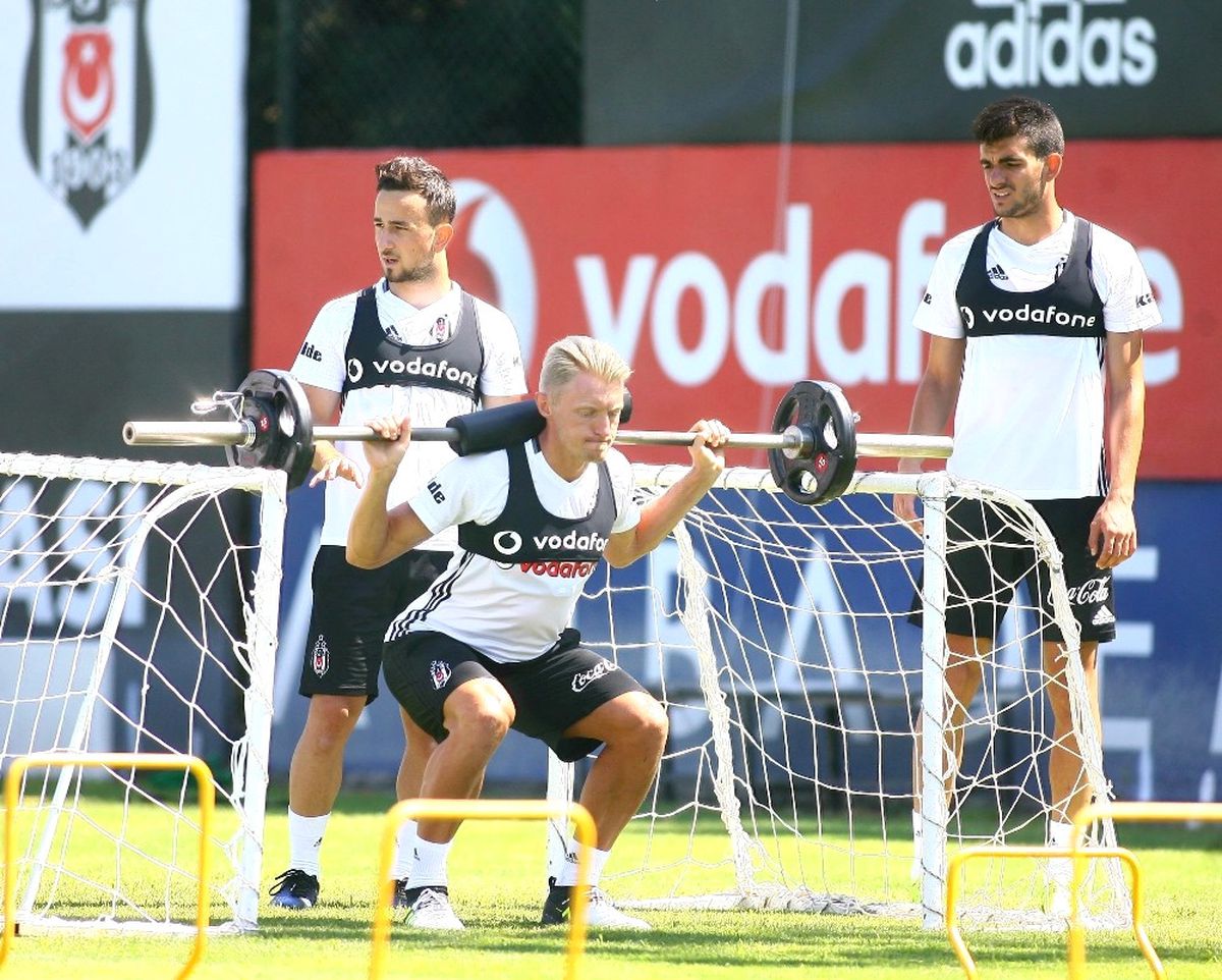 Beşiktaş\'ta Hazırlıklar Sürüyor