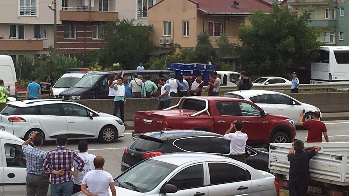 CHP\'nin Yürüyüşüne Saldırı Planında 15 Gözaltı
