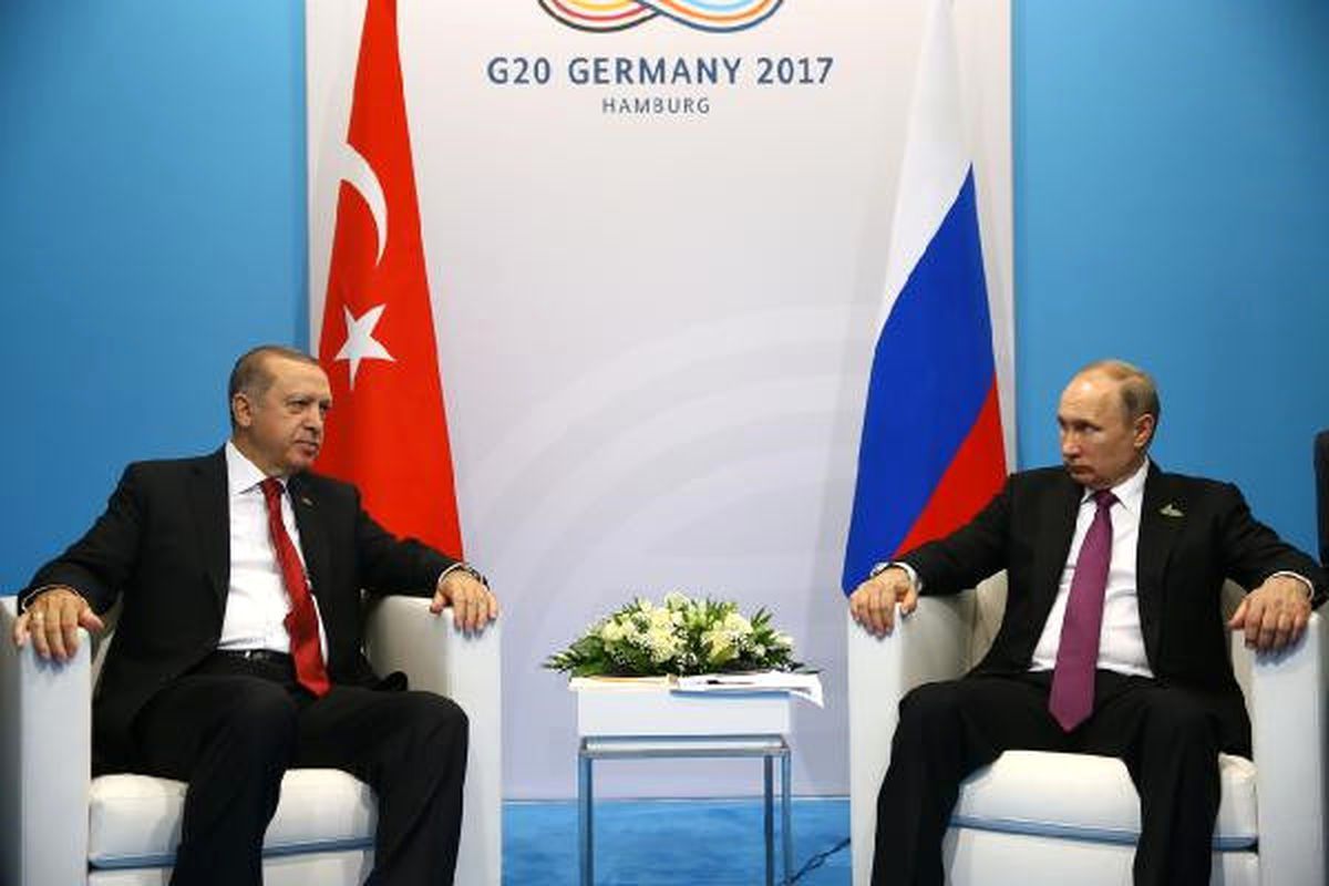 Cumhurbaşkanı Erdoğan Putin ile Görüşüyor (3)