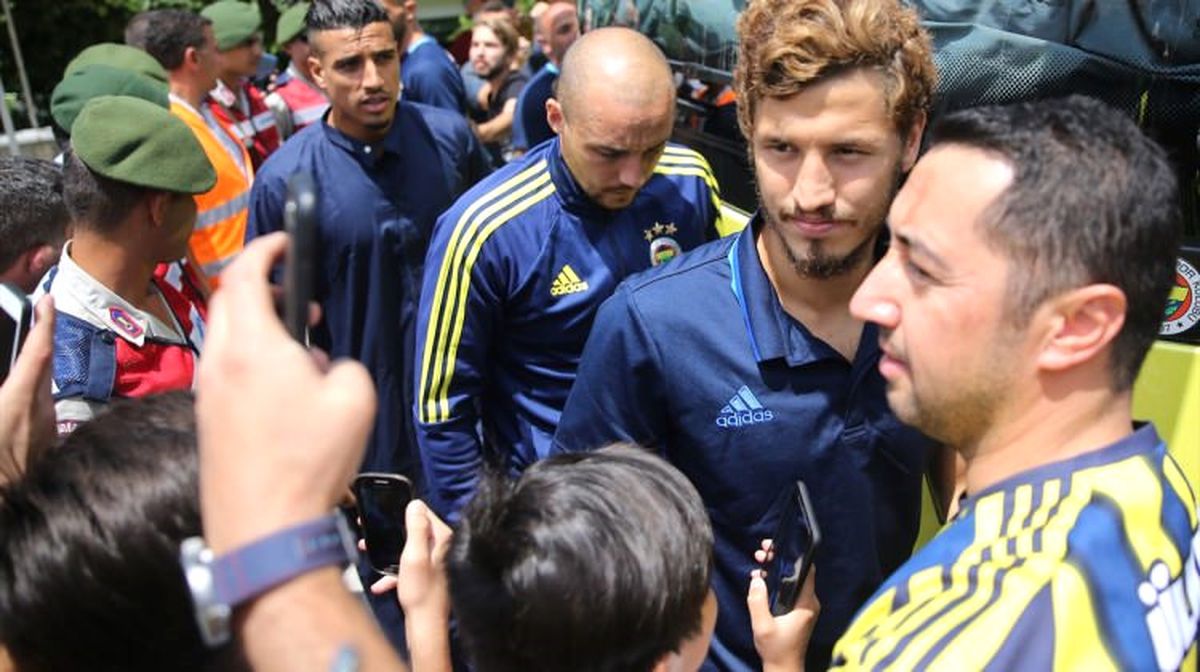 Fenerbahçe Kafilesi, Düzce\'den Ayrıldı