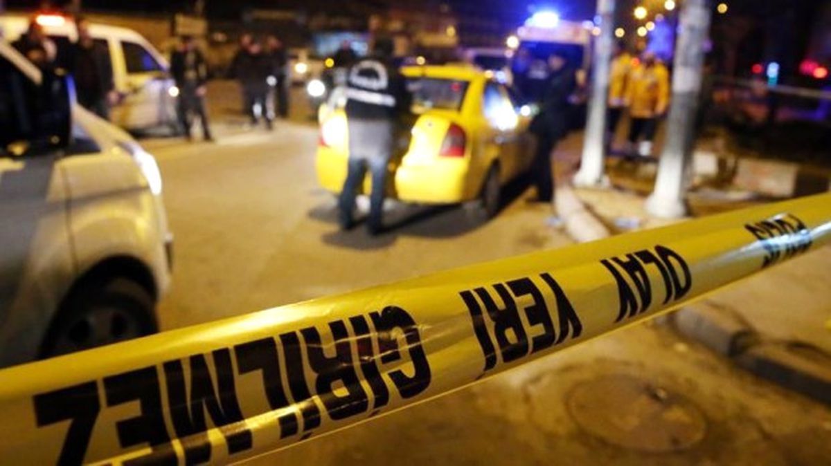 Gaziantep\'te Binanın Giriş Katında Patlama (1)