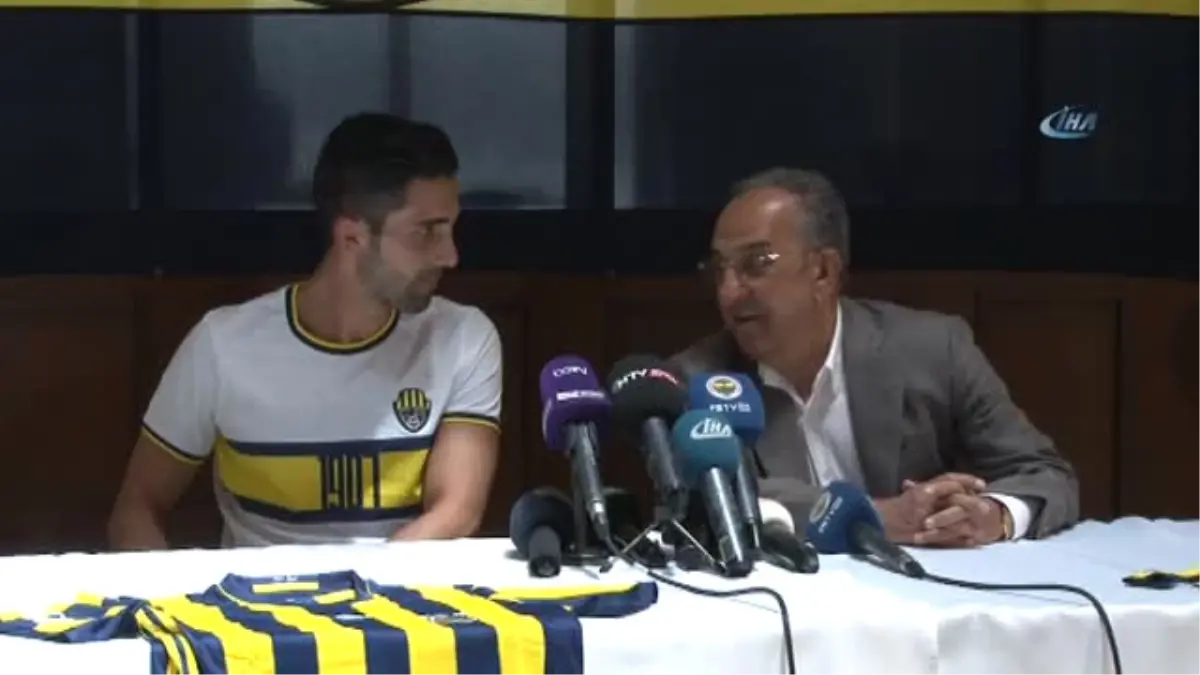 Hasan Ali Kaldırım: "Hayatımın En Önemli 2. İmzası"