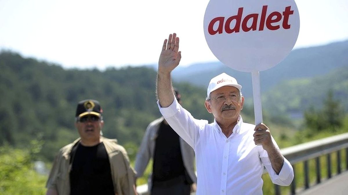 Kılıçdaroğlu "Dragos\'tan Miting Alanına Yalnız Yürüyeceğim"