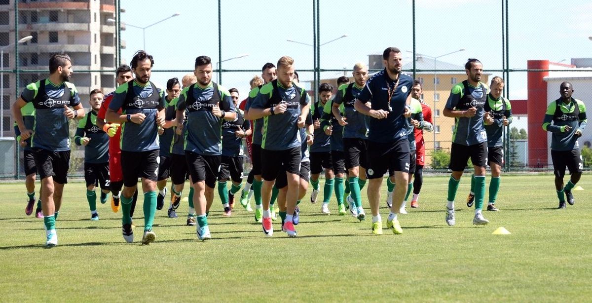 Konyaspor\'da Kamp Dönemi