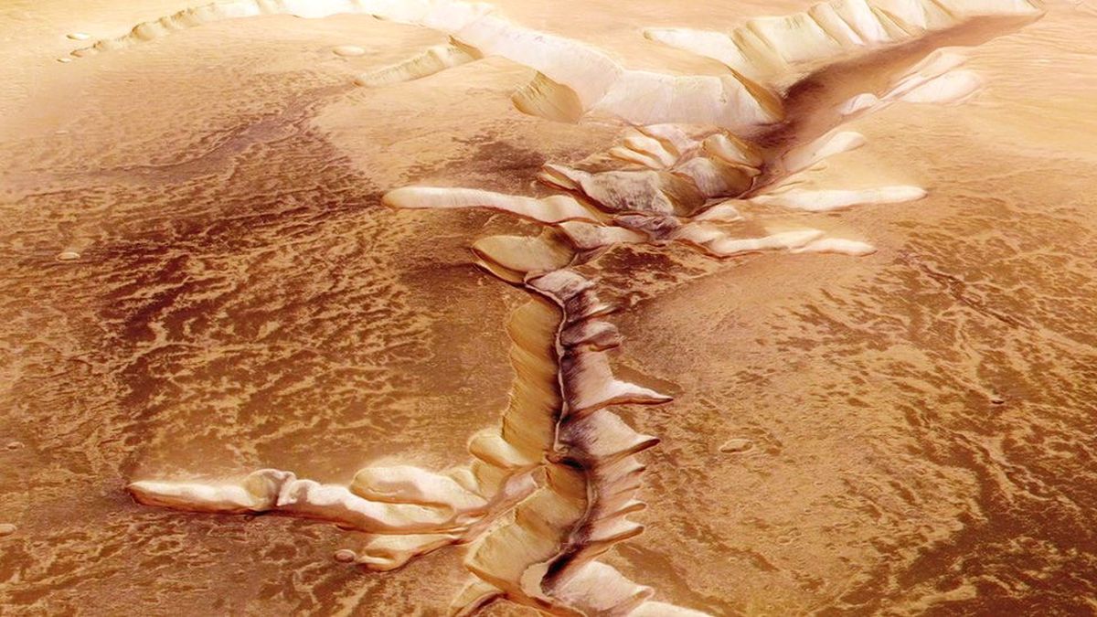 Mars\'ta Yaşam İhtimali Yüzeyindeki \'Zehirli Kokteyl\' Nedeniyle Düşük