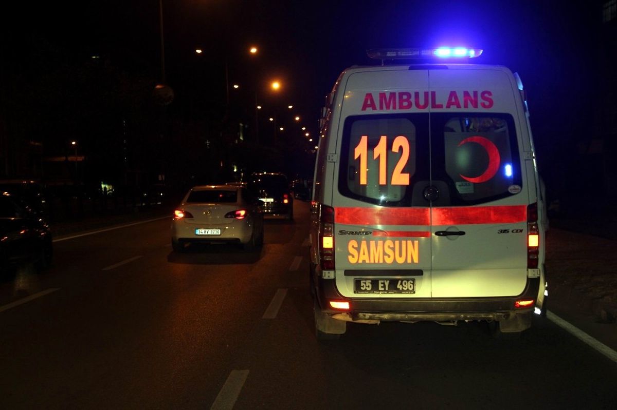 Samsun\'da 3 Aracın Karıştığı Kazada 4 Kişi Yaralandı