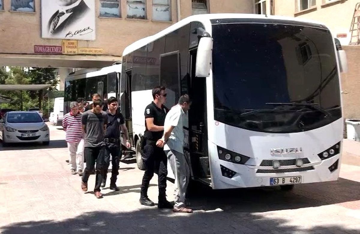 Şanlıurfa\'da Bylock Kullanan 35 Kişi Gözaltına Alındı