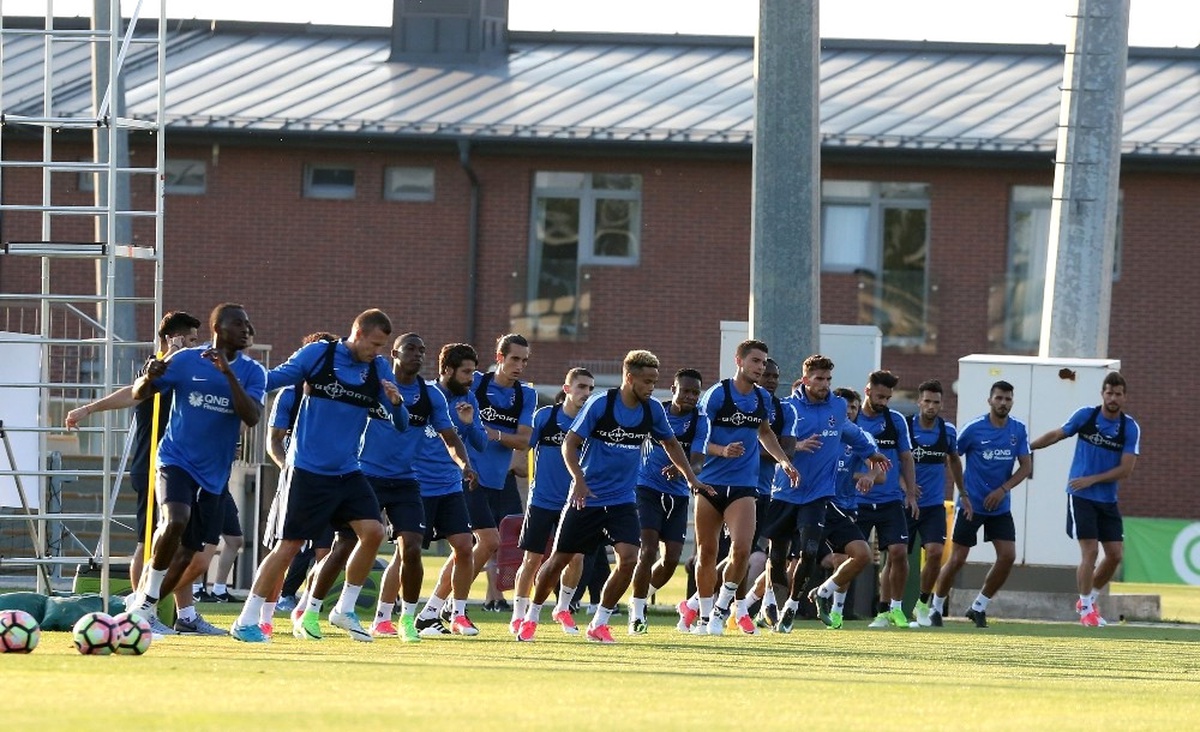 Trabzonspor Günü 3 İdman Yaparak Tamamladı
