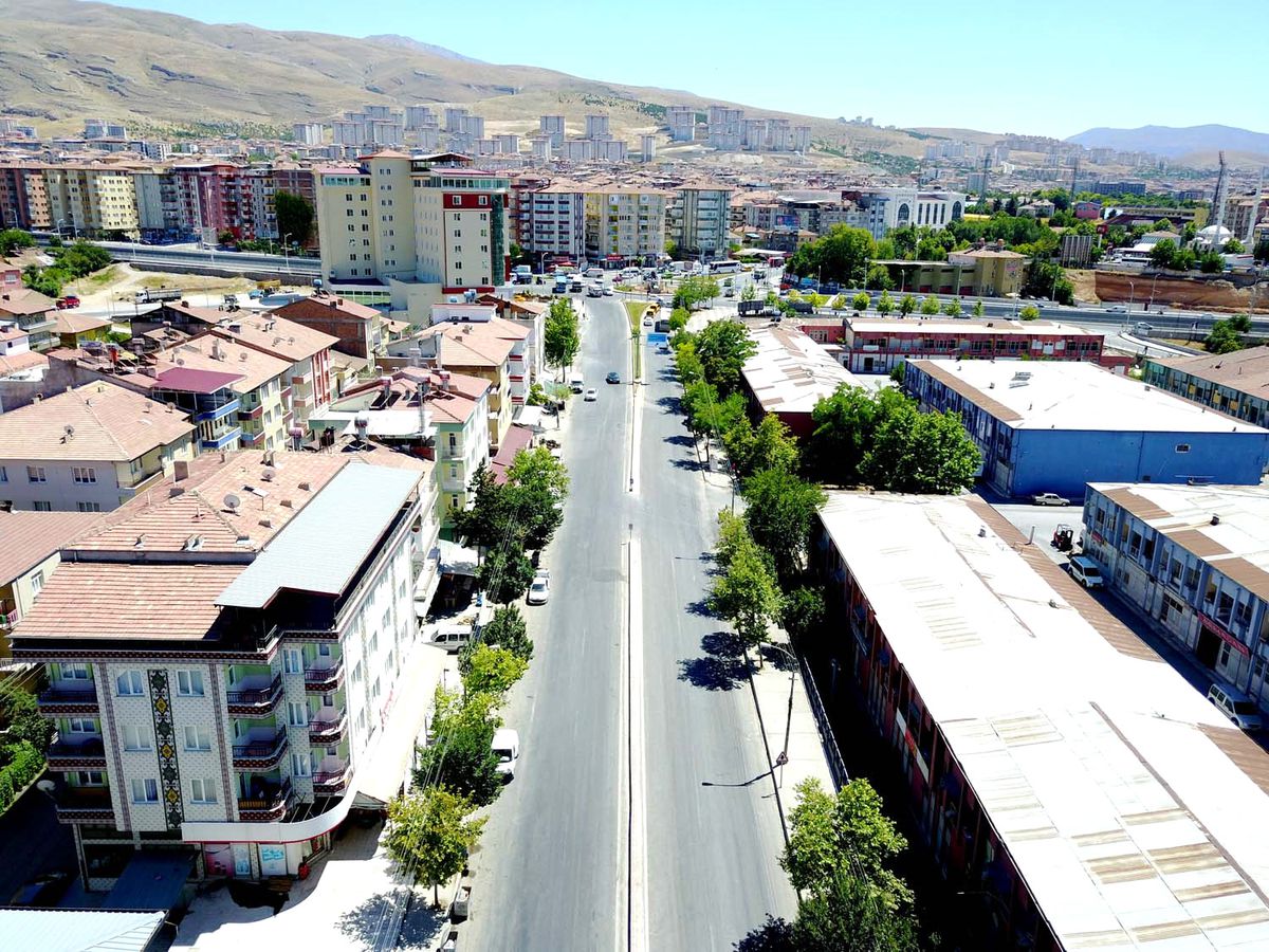 Yol Pazartesi Günü Trafiğe Kapalı