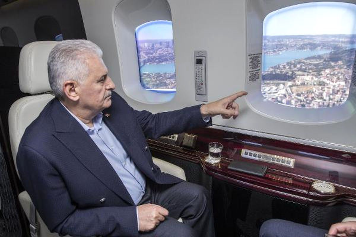 Başbakan Yıldırım Üçüncü Havalimanı İnşaatını İnceledi