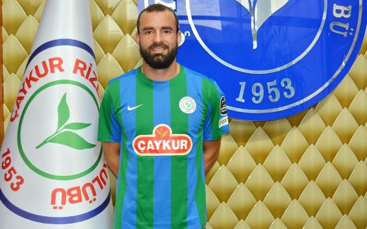 Çaykur Rizespor Mehmet Uslu ile Anlaştı