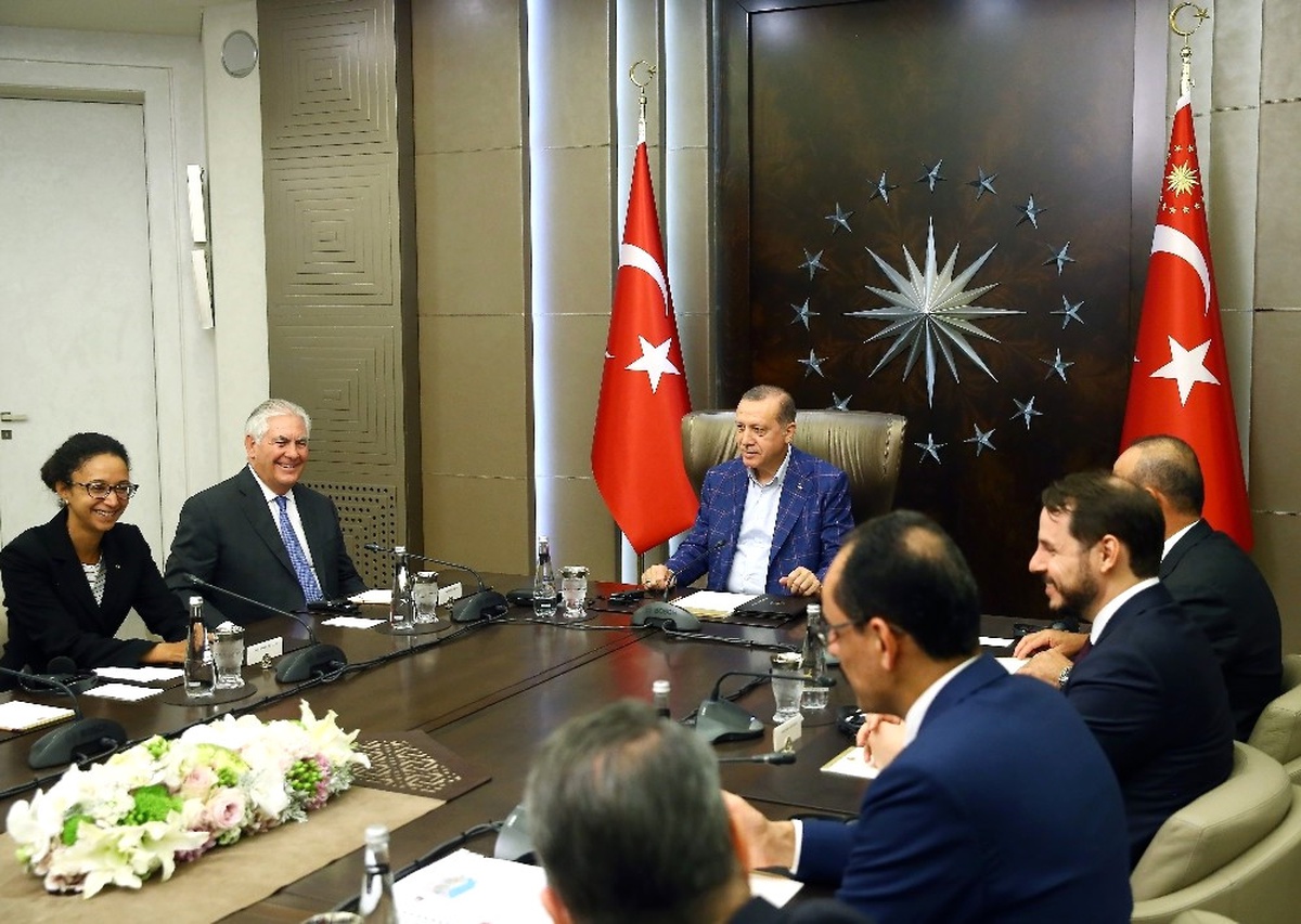 Cumhurbaşkanı Erdoğan, ABD Dışişleri  Bakanı Tillerson\'u  Kabul Etti