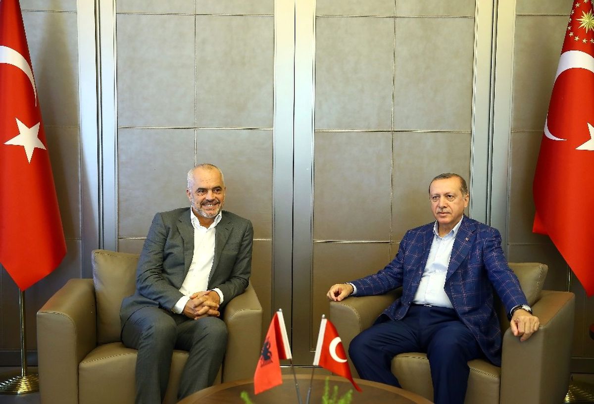 Cumhurbaşkanı Erdoğan, Arnavutluk Başbakanı Edi Rama\'yı Kabul Etti