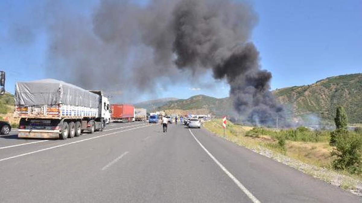 Erzincan\'da Patlayıcı Tuzağı: 3 Asker Yaralı (2)