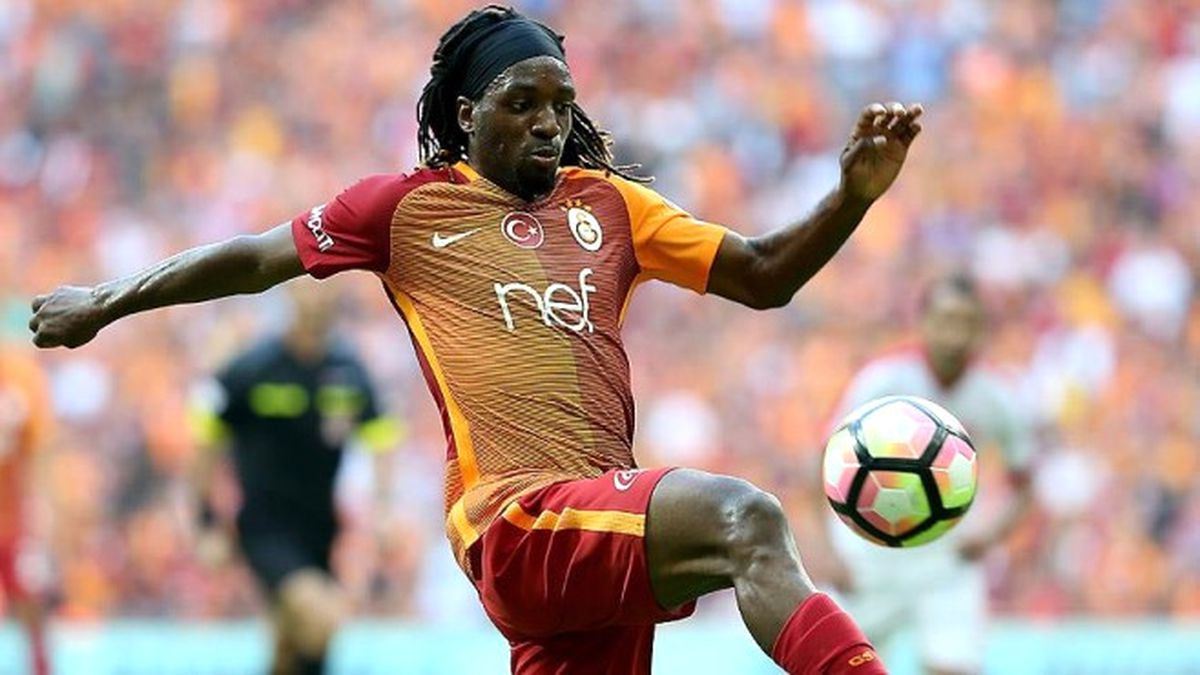 Galatasaray\'da Cavanda Kadro Dışı Bırakıldı