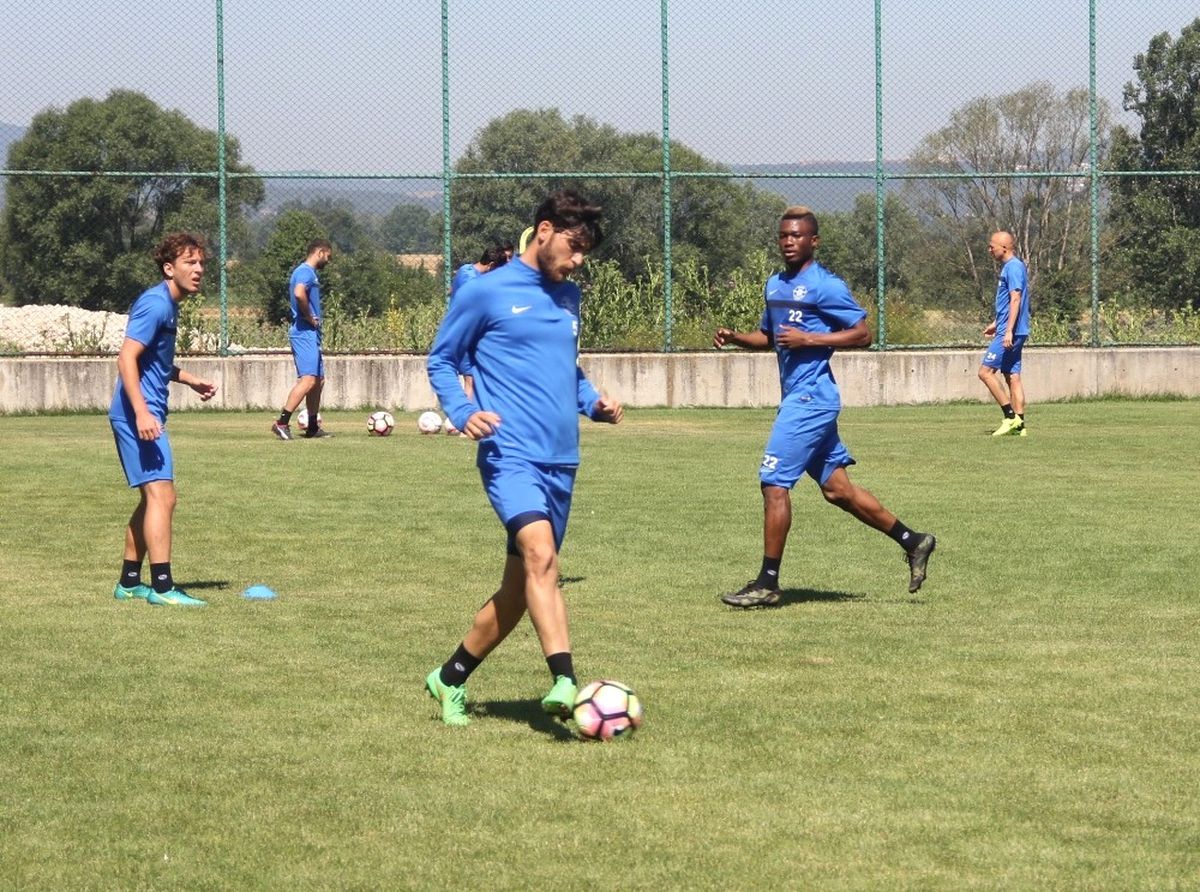 Giray Bulak: "Yerli Oyuncuyu Bulmakta ve Almakta Zorlanıyoruz"