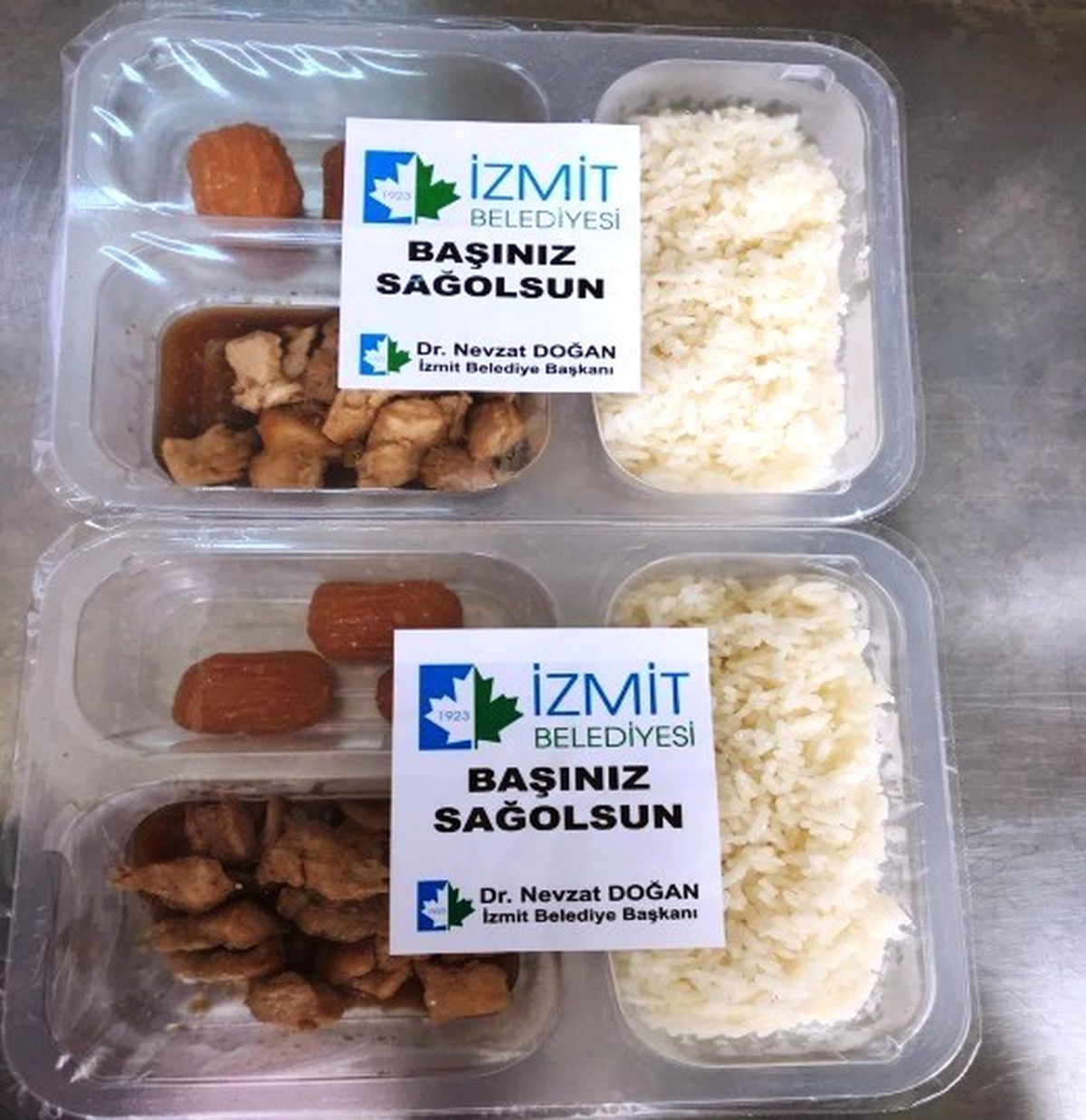 İzmit Belediyesi\'nden 4 Bin Kişilik Cenaze Yemeği