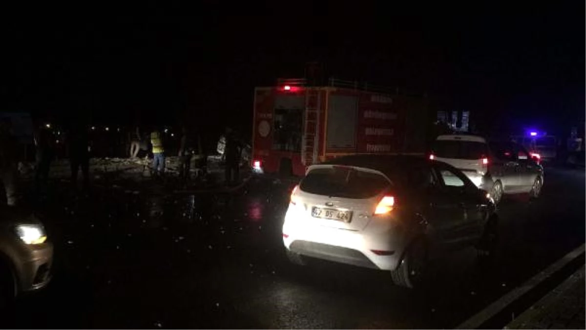 Mardin\'de İki Araç Çarpıştı: 4 Ölü, 7 Yaralı