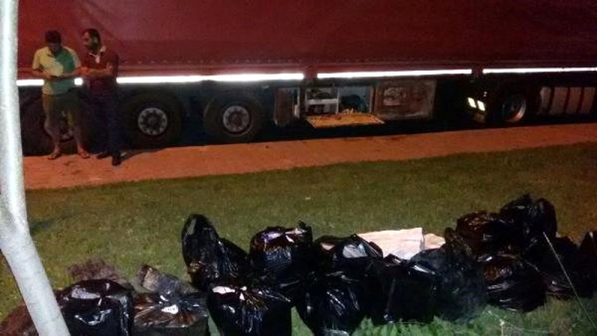 Polis, 4 Bin 300 Paket Kaçak Sigaraya El Koydu
