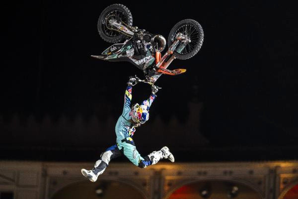 Red Bull X-Fighters\'ın En Büyüğü Levi Sherwood