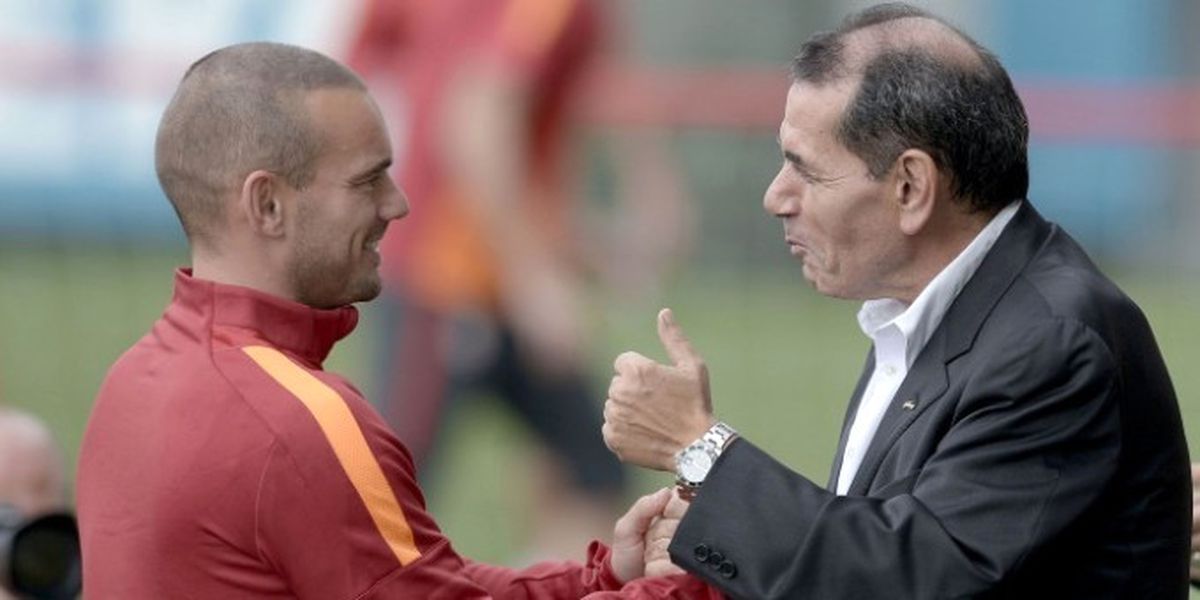 Sneijder Baskılara Boyun Eğmiyor!
