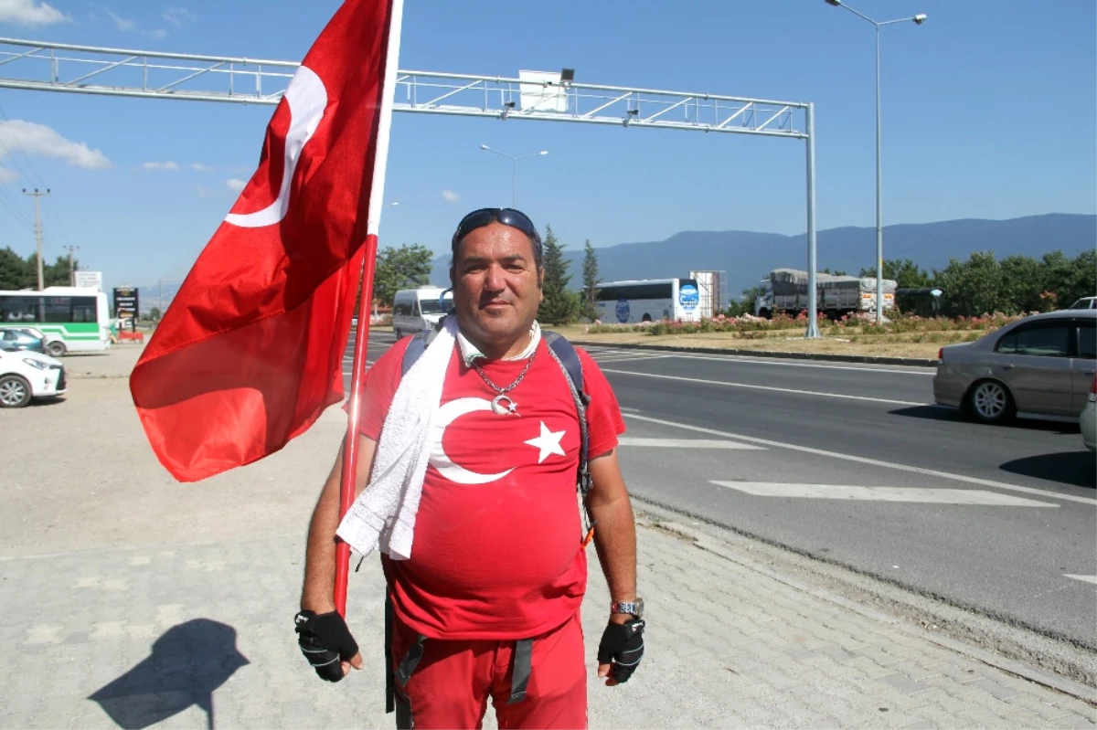 15 Temmuz Şehitleri Için Ankara\'ya Yürüyor