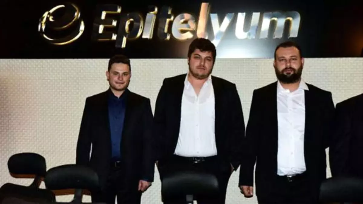 30 Bin Kişiden Para Topladılar Sırra Kadem Bastılar