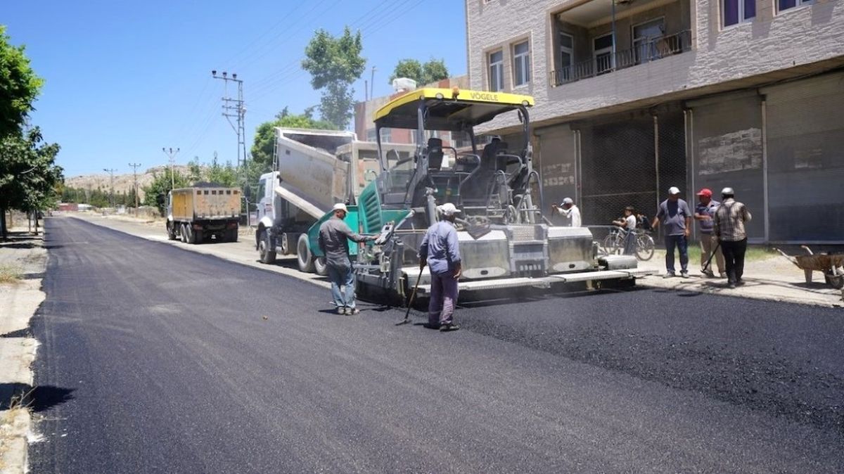 Adıyaman\'da Zey Yolu Asfaltlandı