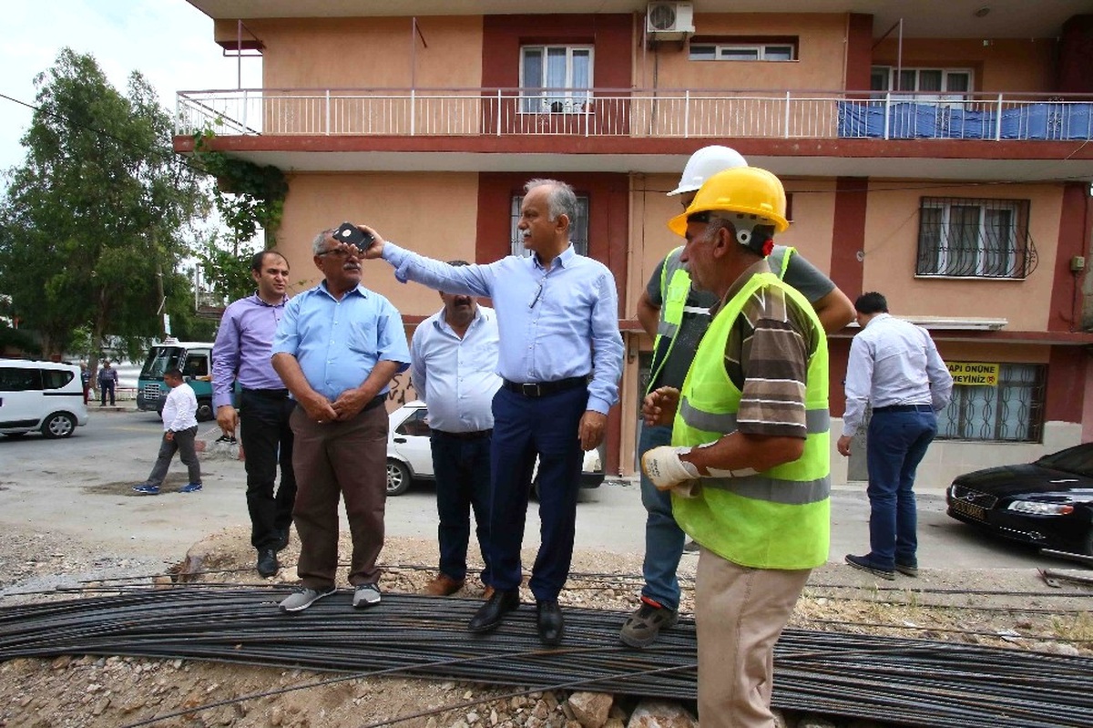 Bayraklı\'da Kültür Merkezi ve Cemevi Projesinin Temeli Atıldı