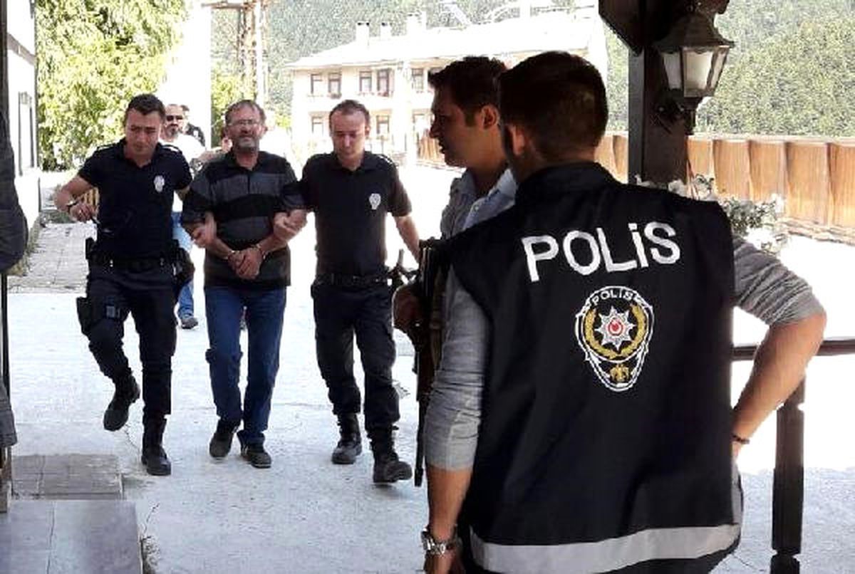 CHP İlçe Başkanı ve 2 Oğlu Cinayetten Gözaltında (2)
