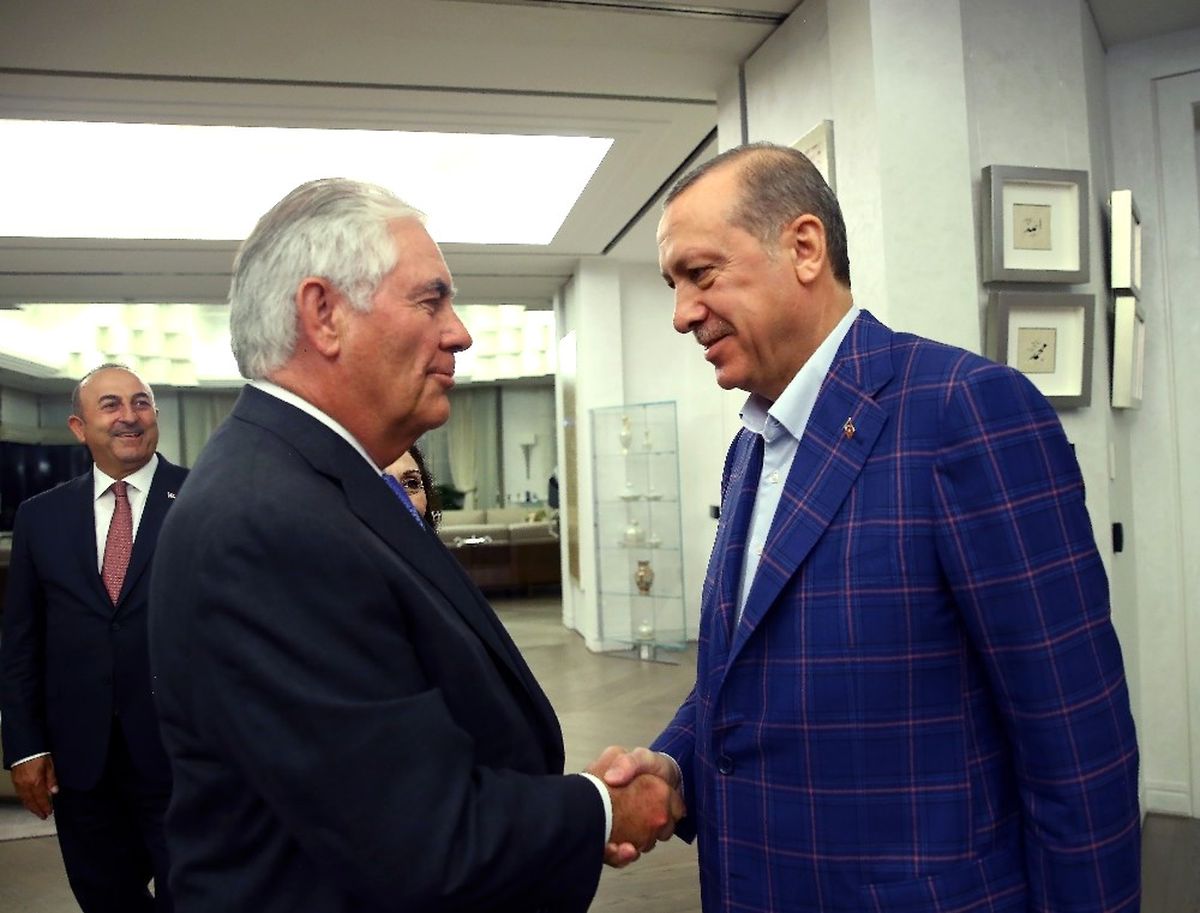Cumhurbaşkanı Erdoğan, ABD Dışişleri Bakanı Tillerson\'ı Kabul Etti
