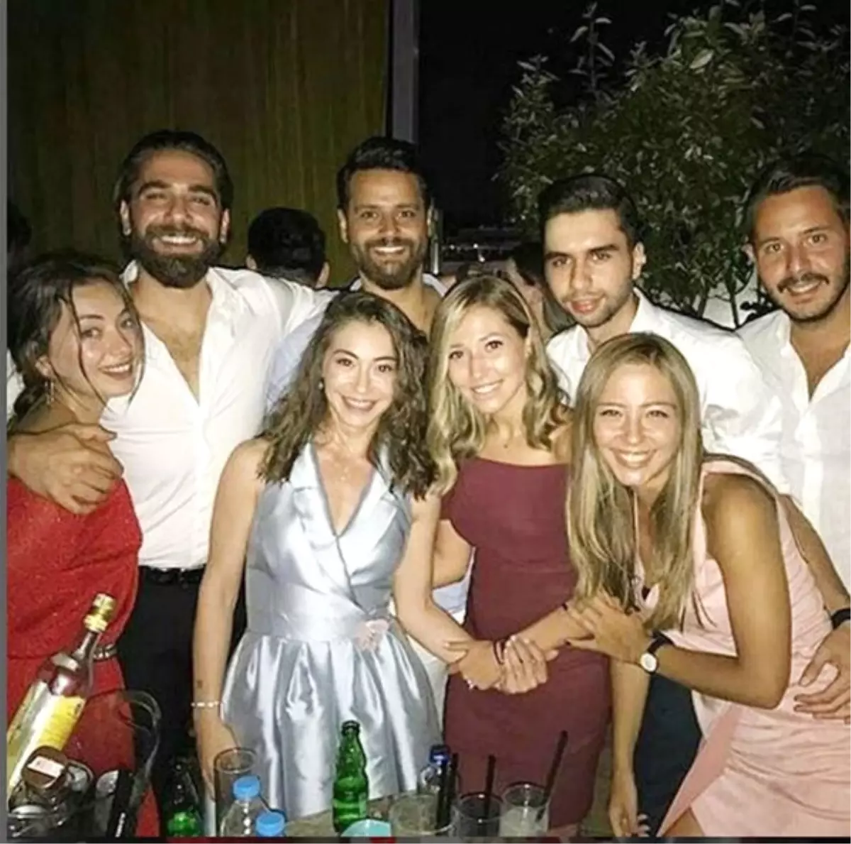 \'Doğulu Ailesi\'nin Yeni Gelinleri Neslihan Atagül\'ün İkizi Gibi