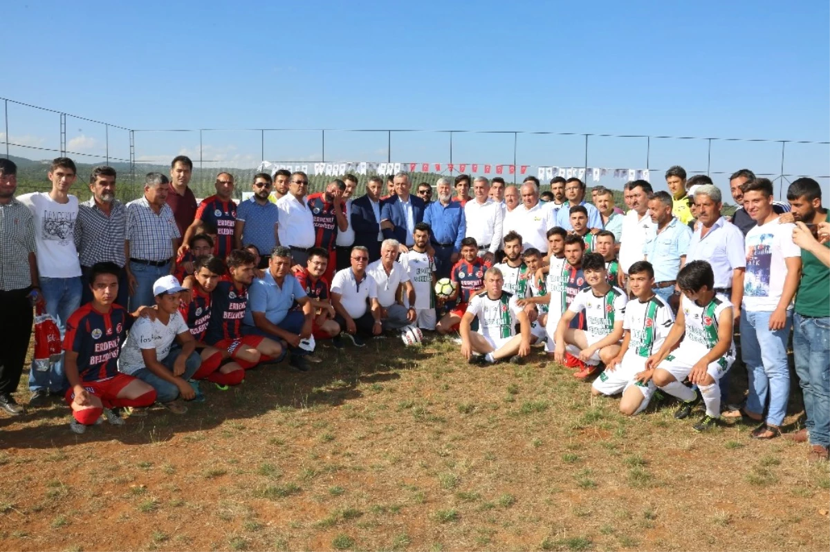 Erdemli\'de Köylerarası Futbol Turnuvası Başladı