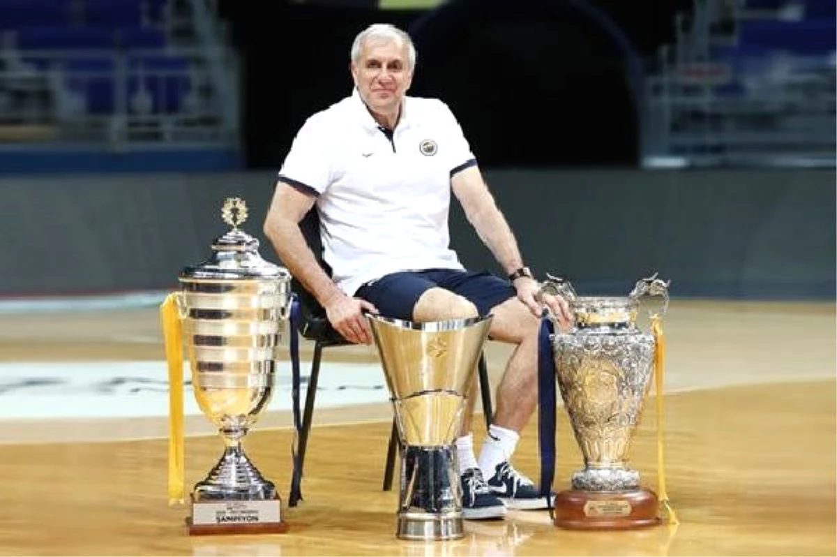 Euroleague\'de Yılın Antrenörü Zeljko Obradovic