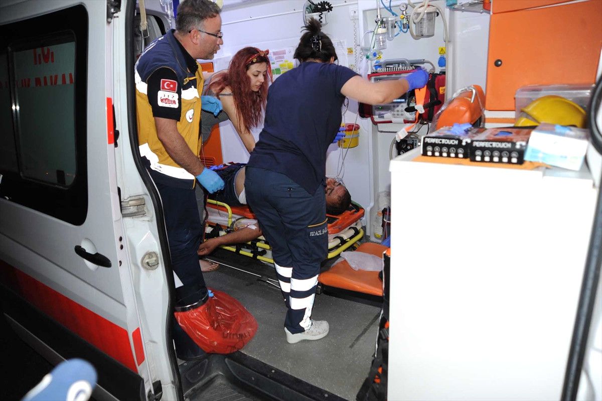 Güncelleme 2 - Bursa\'da Trafik Kazası: 2 Ölü, 18 Yaralı